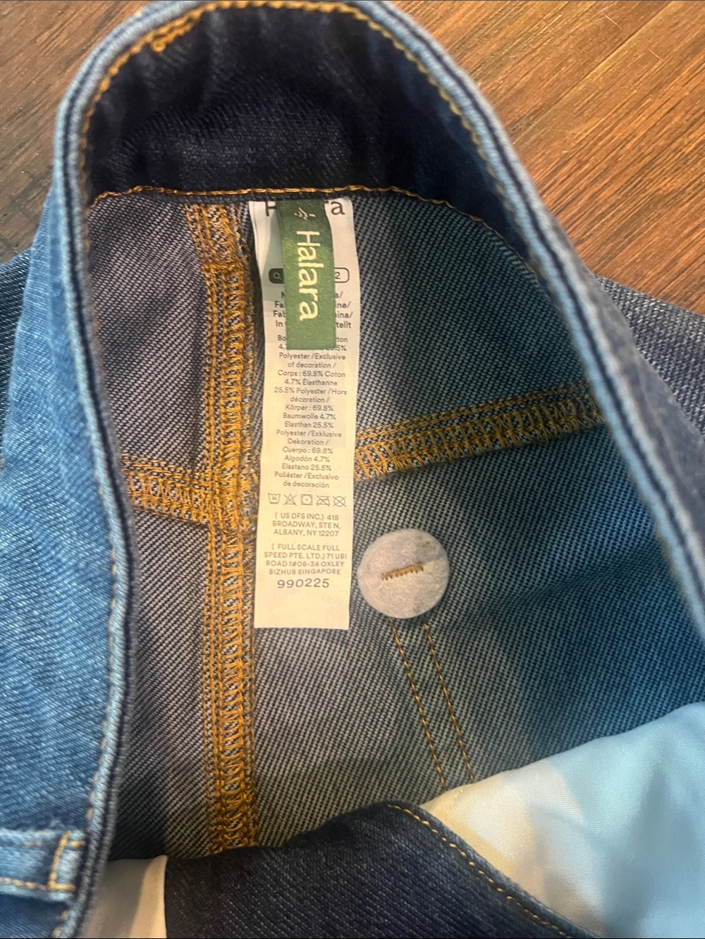 HALARA Flex Asymmetric Zippered Wide-Leg Jeans XS Like new! - Picture 2 of 6